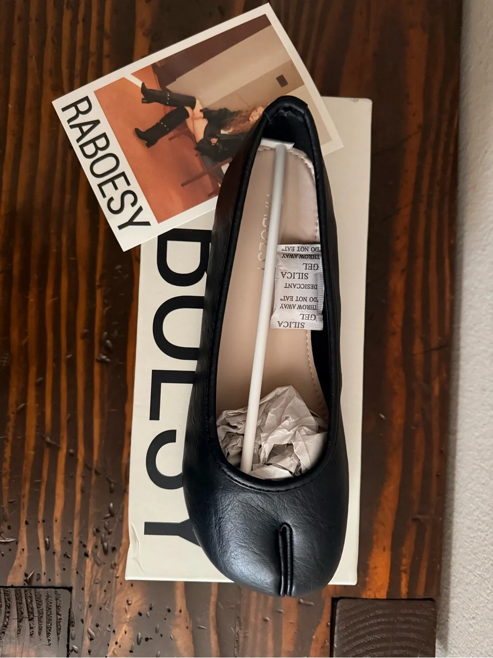 RABOESY Women’s Flats & Loafers - black